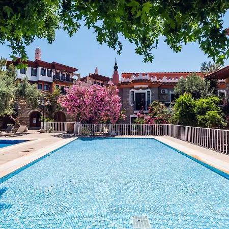 מלון Wyndham Perili Bay 5*