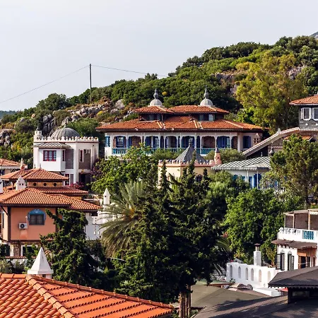 Wyndham Perili Bay 5* Datça