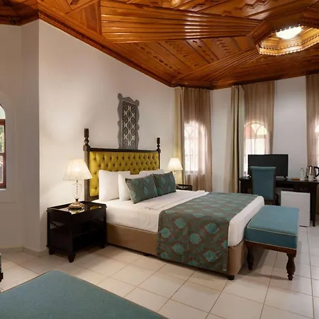 Wyndham Perili Bay מלון דטקה