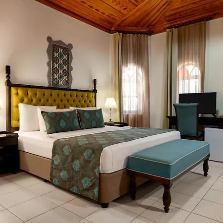 ホテル Wyndham Perili Bay ダッチャ