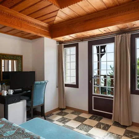 Wyndham Perili Bay 5* Datça