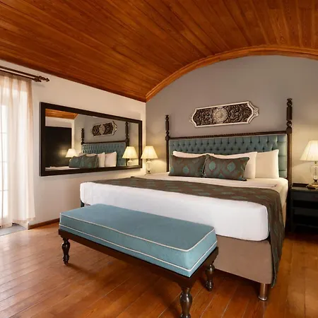 Wyndham Perili Bay Hotel 5*