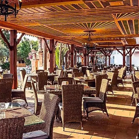 ホテル Wyndham Perili Bay 5*