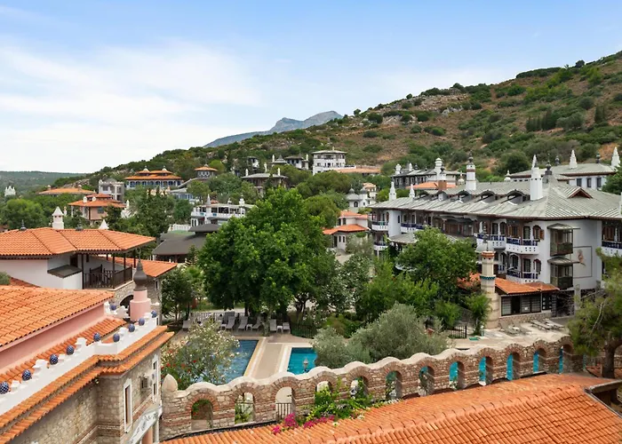 Отель Wyndham Perili Bay 5*