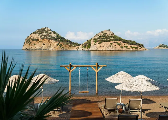 Отель Wyndham Perili Bay