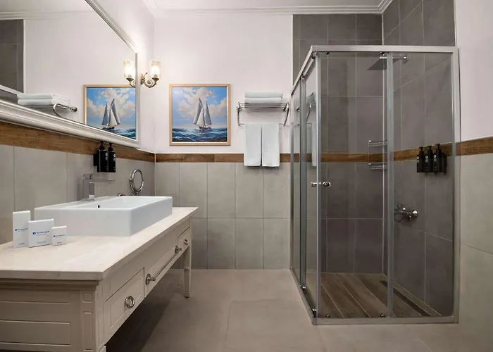 Wyndham Perili Bay Отель