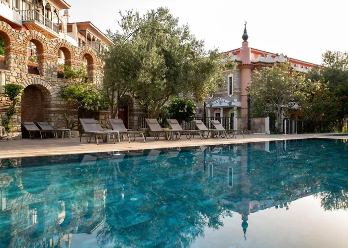 Отель Wyndham Perili Bay 5*